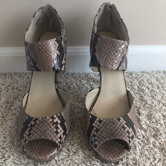 Nine West Shoes - Women’s Sz 9.5 Nine West Faux Snake Skin Heels